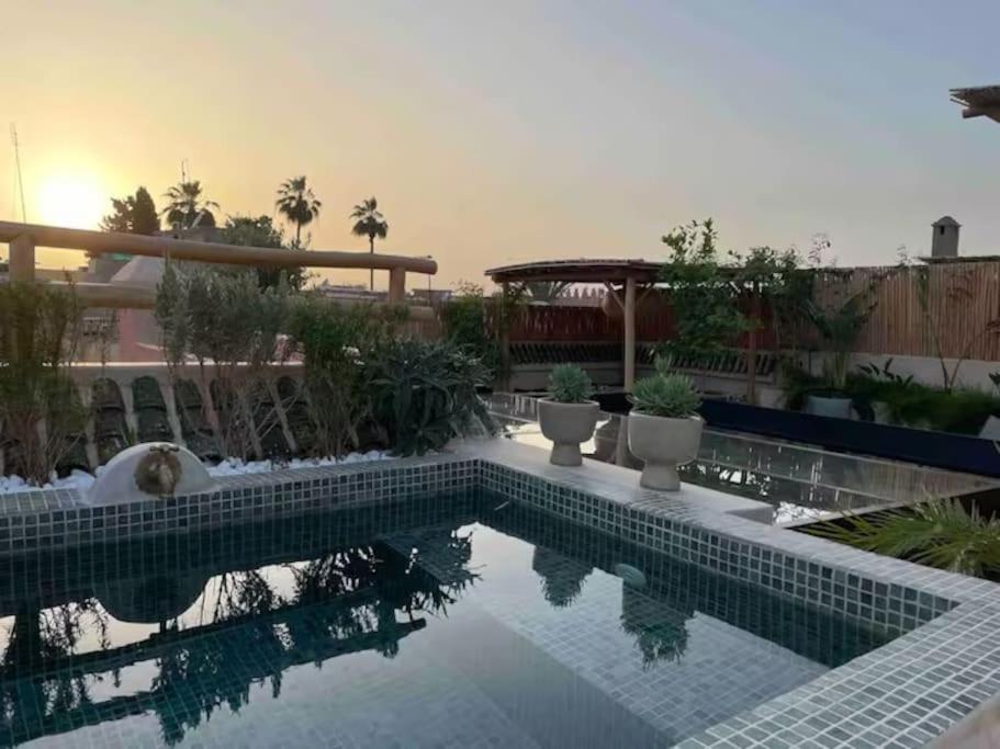 Riad Ptit Kech, Bassin Terrasse - Petits Dejeuners Marrakesch Exterior foto