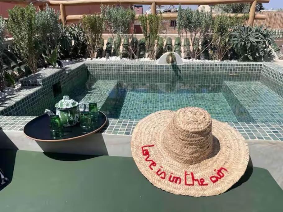 Riad Ptit Kech, Bassin Terrasse - Petits Dejeuners Marrakesch Exterior foto