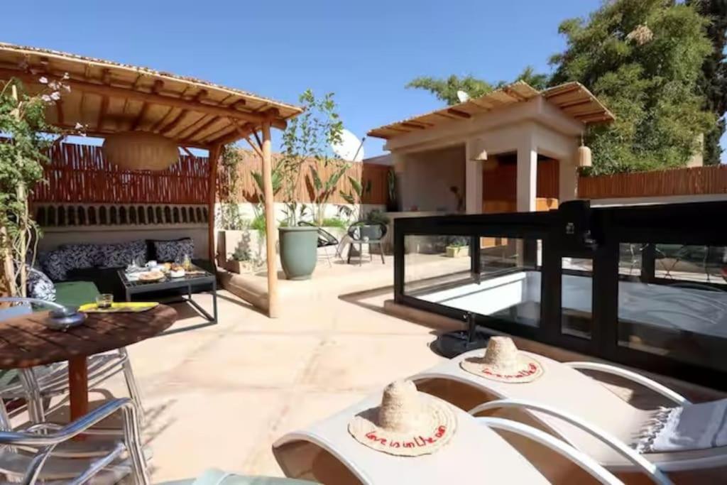 Riad Ptit Kech, Bassin Terrasse - Petits Dejeuners Marrakesch Exterior foto