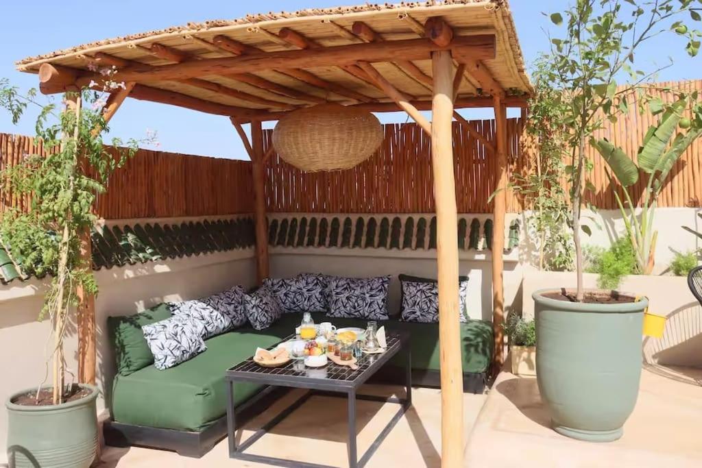Riad Ptit Kech, Bassin Terrasse - Petits Dejeuners Marrakesch Exterior foto